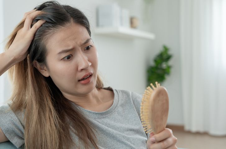 專治頭髮稀疏、髮質細軟 調理好氣血才是根本！養好毛囊三大策略～